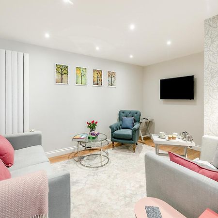 Annes Cottage Strines Екстериор снимка